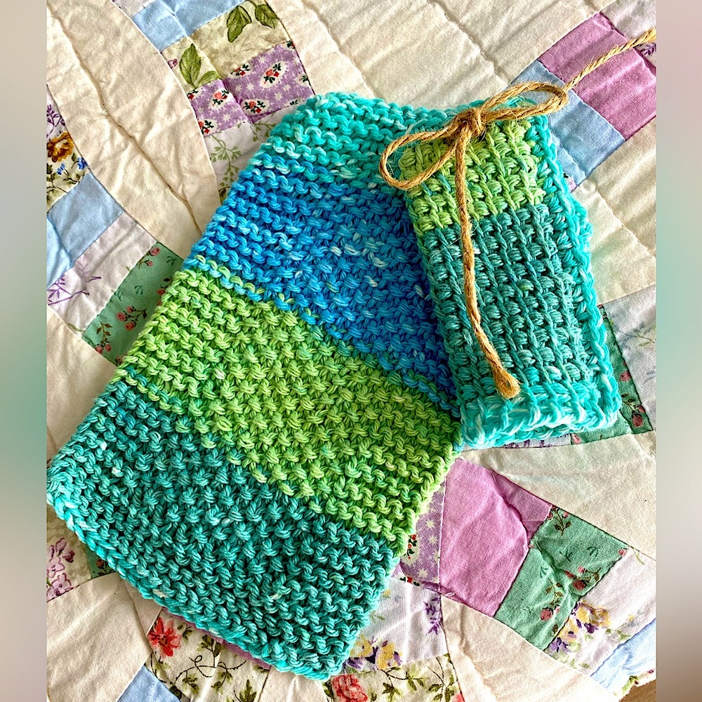 🎱 POT HOLDERS
